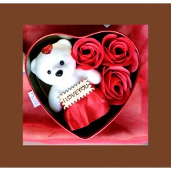 Κουτί Καρδιά Μεσαία 3 Τριαντάφυλλα & Αρκούδο 