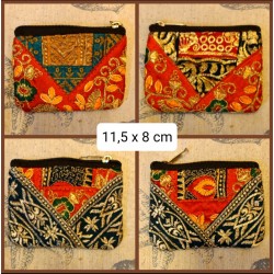 Πορτοφολάκι με χρυσοκλωστή