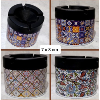 Μεταλλικό τασάκι με πλαστικό καπάκι 